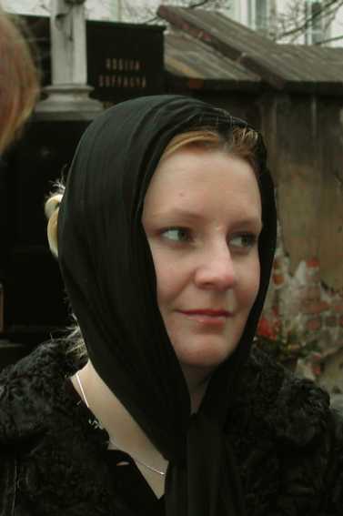 ArmicSponzaRenata.jpg (15707 bytes)