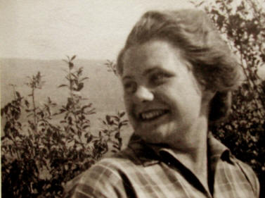 BouckovaBozena22.jpg (77176 bytes)