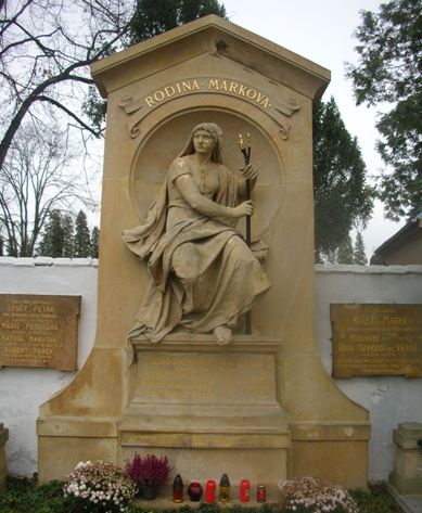 HrobMarku1.jpg (44767 bytes)
