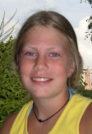 HubmannTheresa.jpg (39920 bytes)