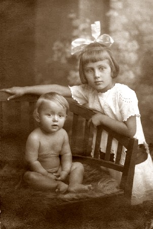 Machotkovi_Jiri_Hana2.jpg (40405 bytes)