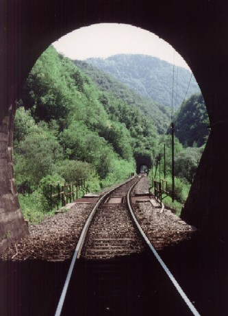 Sezana3.jpg (45525 bytes)